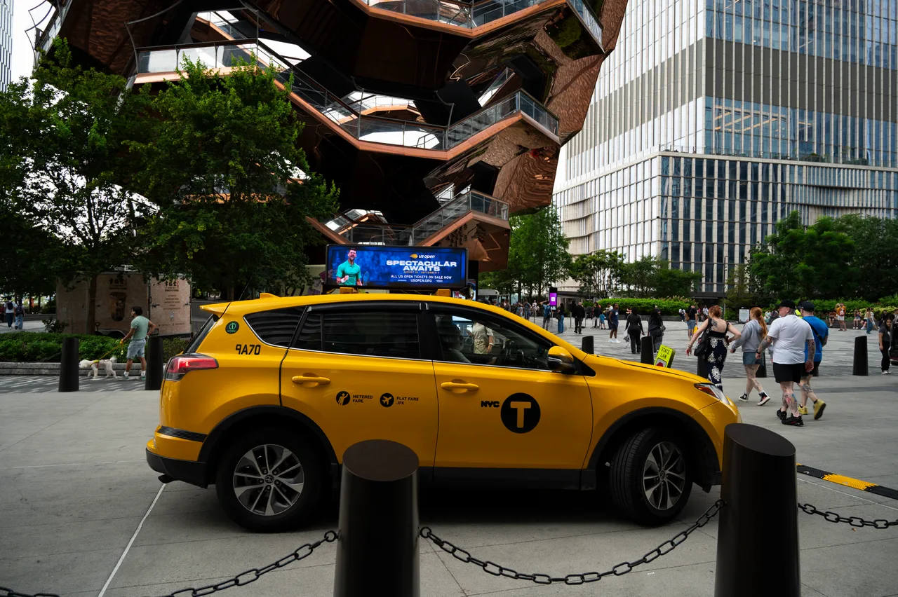 US Open running on a digital top at Vessel, Hudson Yards, New York, 2025